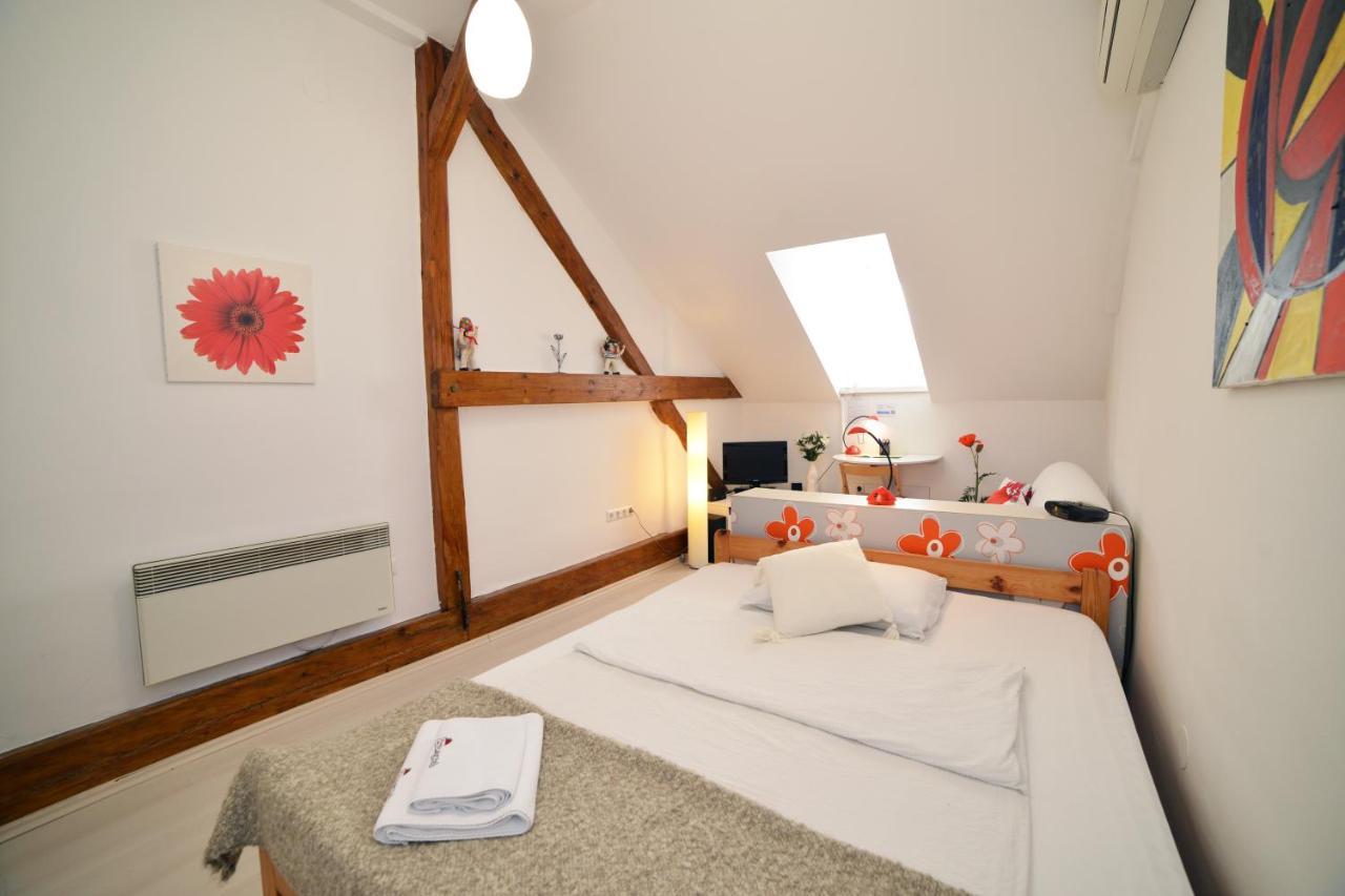 Studio Apartment White 자그레브 외부 사진